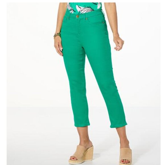 DG2 by Diane Gilman Virtual Stretch Denim Straight Leg Crop Jean Size 10T - Picture 1 of 10